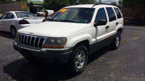 1999 Jeep Grand Cherokee for sale at Global Auto Sales in Hazel Park MI