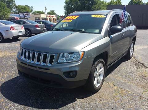 2011 Jeep Compass for sale at Global Auto Sales in Hazel Park MI