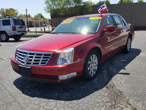 2008 Cadillac DTS for sale at Global Auto Sales in Hazel Park MI