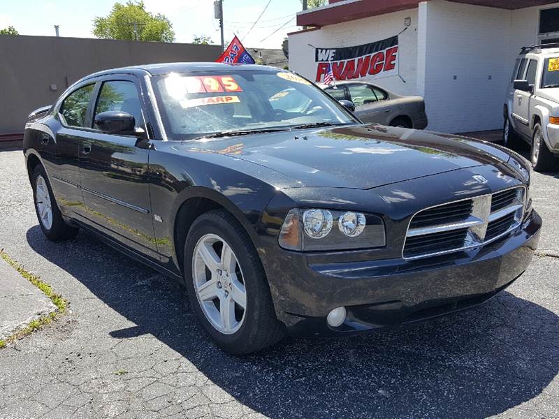 2010 Dodge Charger for sale at Global Auto Sales in Hazel Park MI
