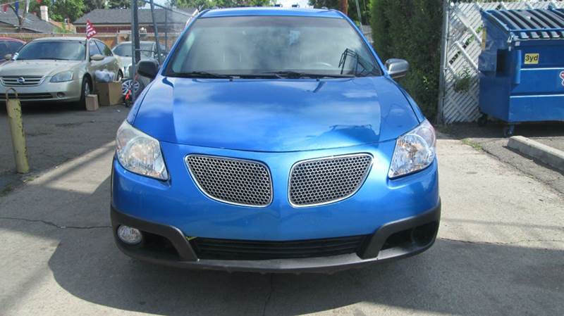 2007 Pontiac Vibe for sale at Queen Auto Sales in Denver CO