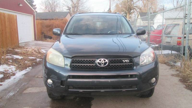 2007 Toyota RAV4 for sale at Queen Auto Sales in Denver CO