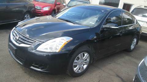 2011 Nissan Altima for sale at Queen Auto Sales in Denver CO