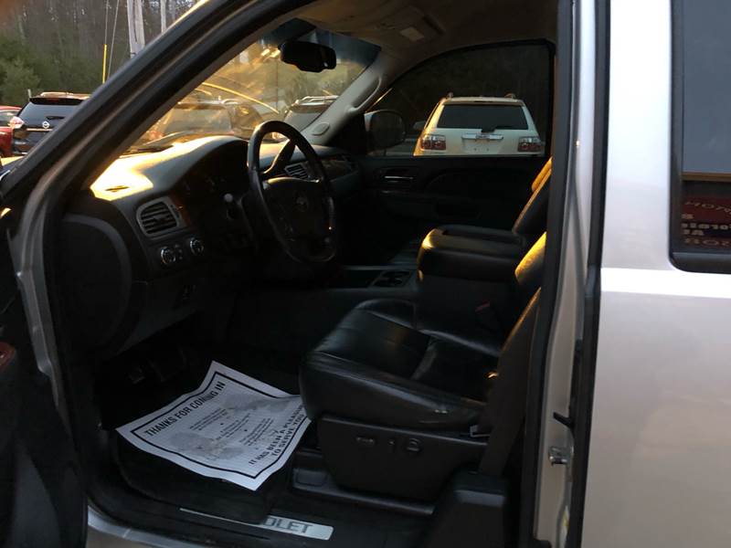 2010 Chevrolet Silverado 1500 LTZ (image 9)