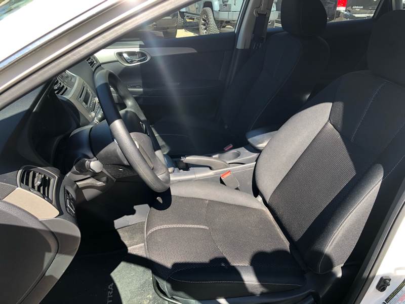 2014 Nissan Sentra SV (image 10)