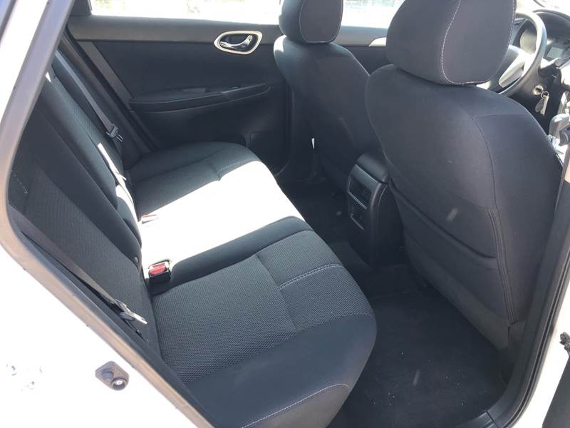 2014 Nissan Sentra SV (image 25)