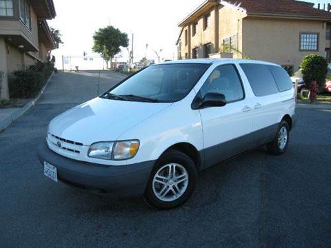 2000 Toyota Sienna for sale at Auto Hub, Inc. in Anaheim CA
