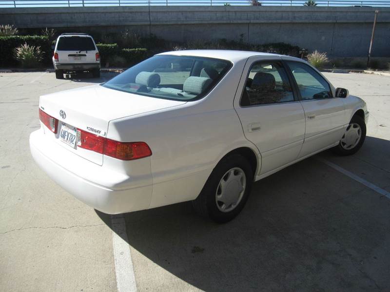 Toyota camry ce