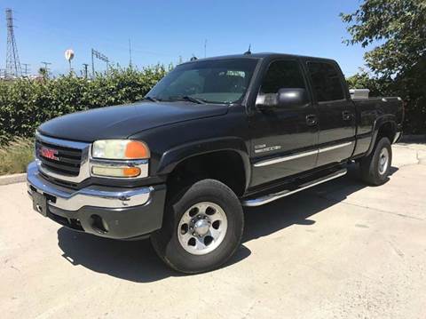 2005 GMC Sierra 2500HD for sale at Auto Hub, Inc. in Anaheim CA