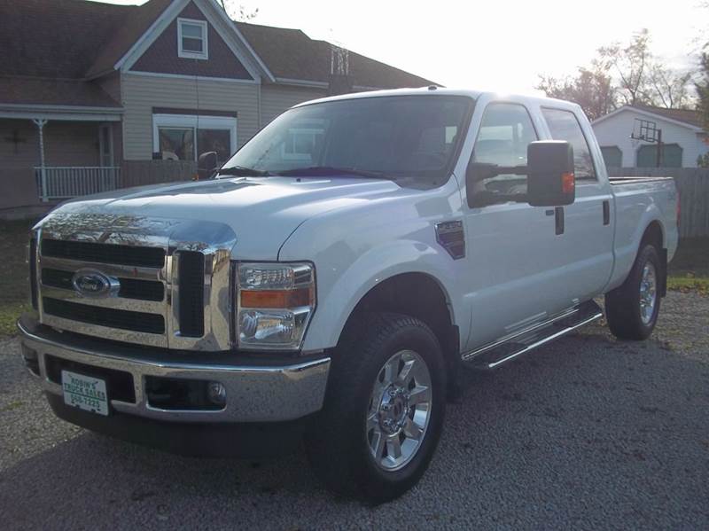 2008 Ford F-250 Super Duty for sale at Robin's Truck Sales in Gifford IL