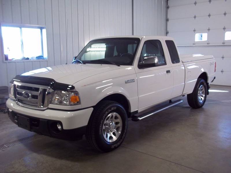 2011 Ford Ranger for sale at Robin's Truck Sales in Gifford IL