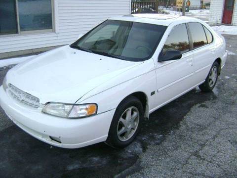 1999 Nissan Altima for sale at Leavitt Brothers Auto in Hooksett NH