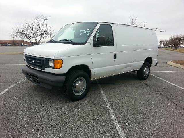 2006 Ford E-Series Wagon for sale at Stars Auto Finance in Nashville TN