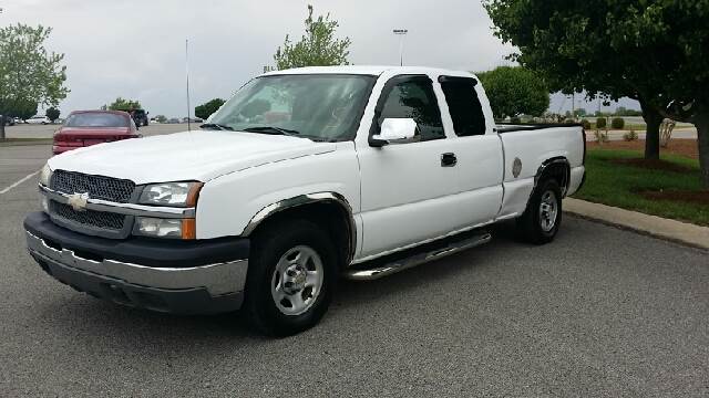 2004 Chevrolet Silverado 1500 for sale at Stars Auto Finance in Nashville TN