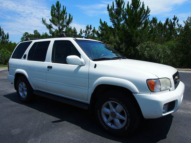 2000 Nissan Pathfinder for sale at Gulf Financial Solutions Inc DBA GFS Autos in Panama City Beach FL