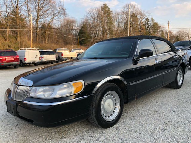 Lincoln town car 2000