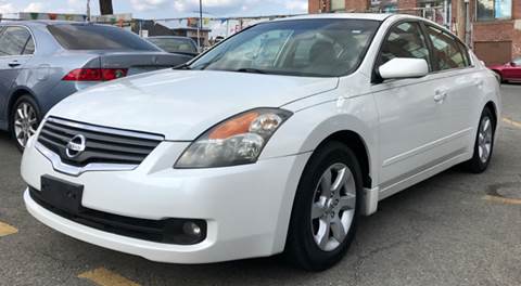 2009 Nissan Altima for sale at Metro Auto Sales in Lawrence MA