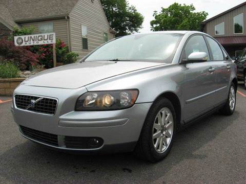 2006 Volvo S40 for sale at Unique Auto, LLC in Sellersburg IN