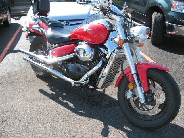 2005 Suzuki m50  for sale at Unique Auto, LLC in Sellersburg IN