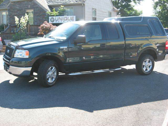 2004 Ford F-150 for sale at Unique Auto, LLC in Sellersburg IN