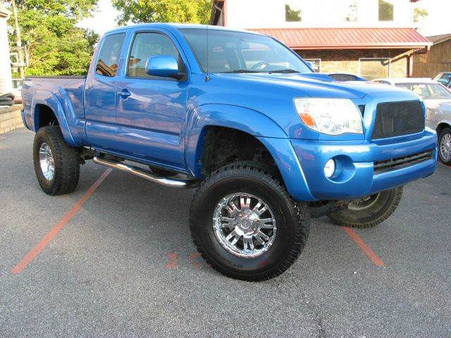 2008 Toyota Tacoma for sale at Unique Auto, LLC in Sellersburg IN