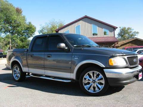 2003 Ford F-150 for sale at Unique Auto, LLC in Sellersburg IN