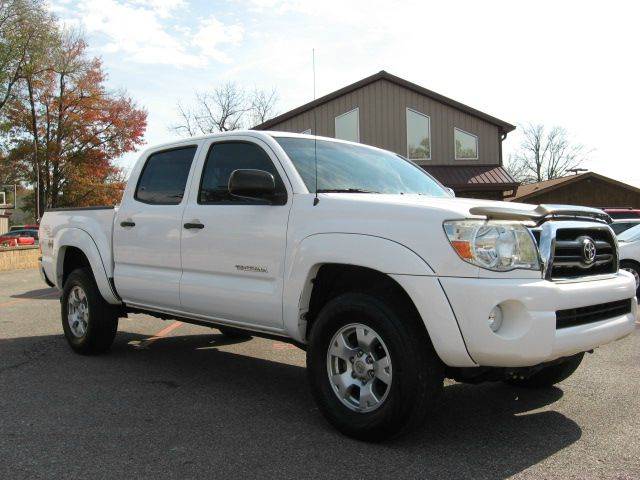 2007 Toyota Tacoma for sale at Unique Auto, LLC in Sellersburg IN