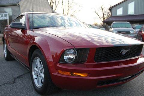 2008 Ford Mustang for sale at Unique Auto, LLC in Sellersburg IN
