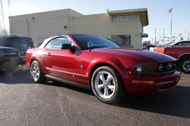 2008 Ford Mustang for sale at Unique Auto, LLC in Sellersburg IN