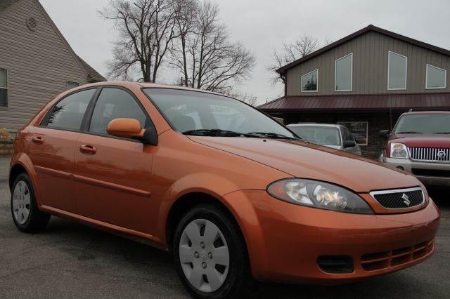 2006 Suzuki Reno for sale at Unique Auto, LLC in Sellersburg IN