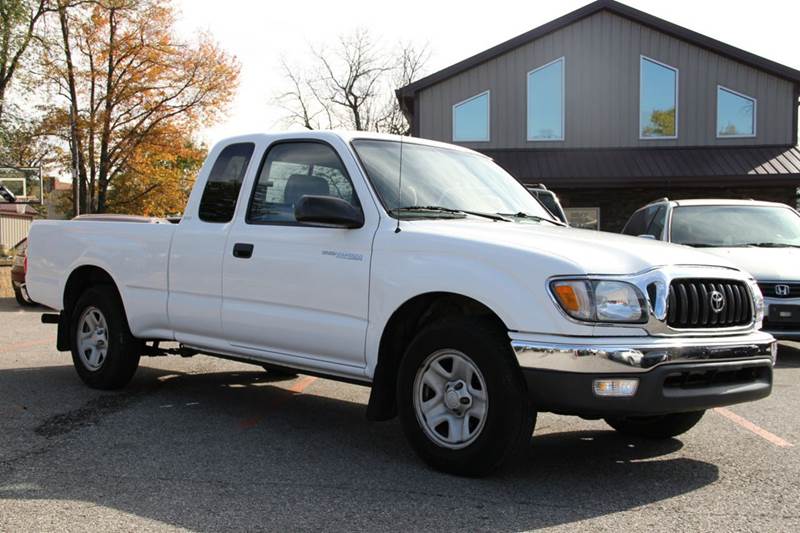 2003 Toyota Tacoma for sale at Unique Auto, LLC in Sellersburg IN