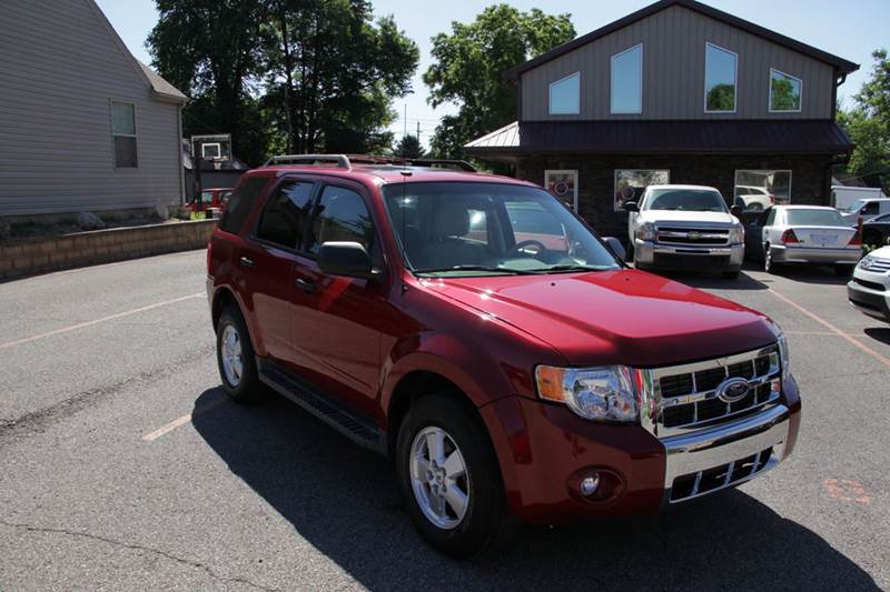 2011 Ford Escape for sale at Unique Auto, LLC in Sellersburg IN