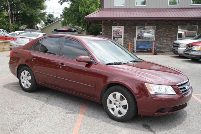 2009 Hyundai Sonata for sale at Unique Auto, LLC in Sellersburg IN