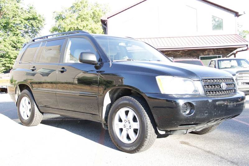 2002 Toyota Highlander for sale at Unique Auto, LLC in Sellersburg IN