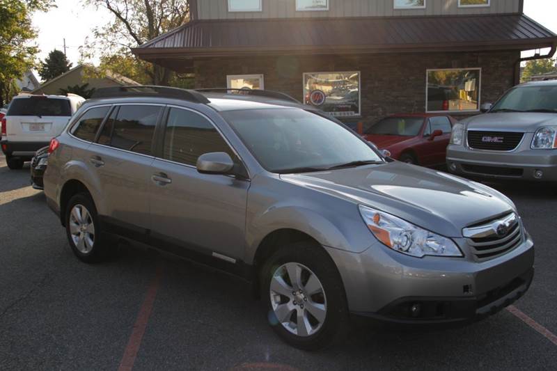 2010 Subaru Outback for sale at Unique Auto, LLC in Sellersburg IN