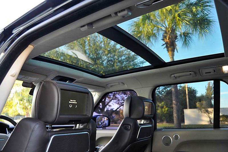 2014 Land Rover Range Rover Supercharged photo 15