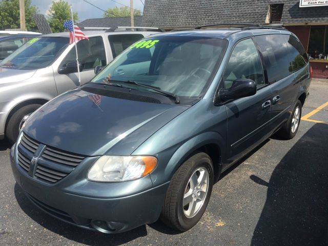 2006 Dodge Grand Caravan for sale at DALE'S AUTO INC in Mount Clemens MI