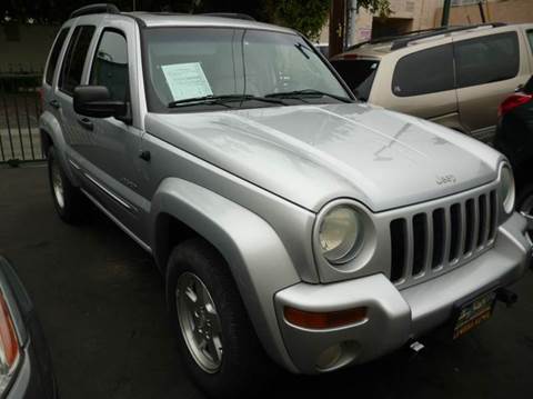 2004 Jeep Liberty for sale at La Mesa Auto Sales in Huntington Park CA