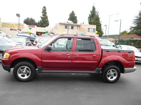 2005 Ford Explorer Sport Trac for sale at La Mesa Auto Sales in Huntington Park CA