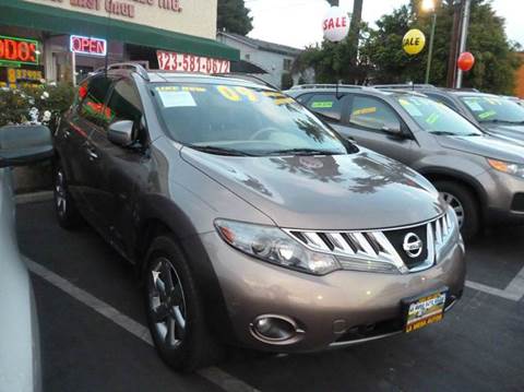 2009 Nissan Murano for sale at La Mesa Auto Sales in Huntington Park CA