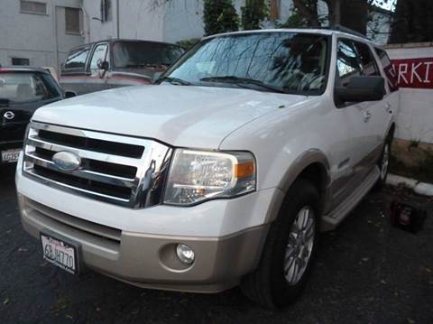 2007 Ford Expedition for sale at La Mesa Auto Sales in Huntington Park CA