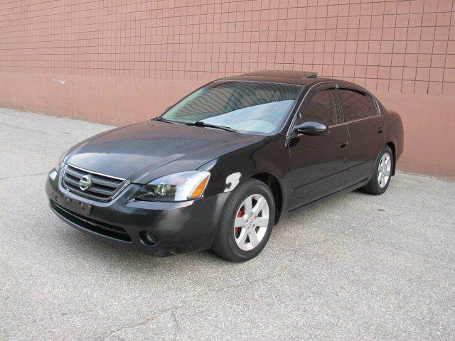 2003 Nissan Altima for sale at United Motors Group in Lawrence MA