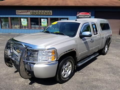 2007 Chevrolet Silverado 1500 for sale at Rombaugh's Auto Sales in Battle Creek MI