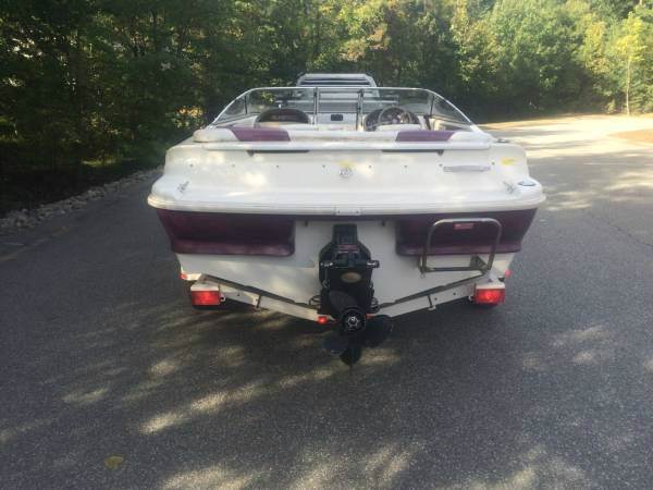 1997 Glastron GS 185 Bowrider