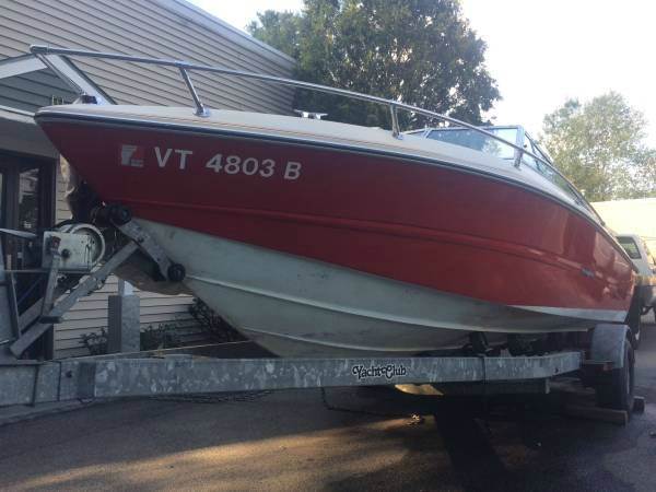 1985 Stingray Boats 205 Bowrider