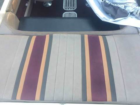 1985 Stingray Boats 205 Bowrider