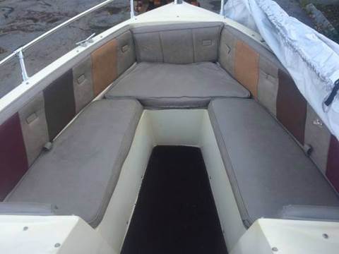 1985 Stingray Boats 205 Bowrider
