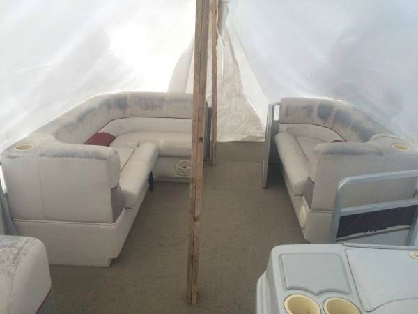 2001 Harris 22' Pontoon