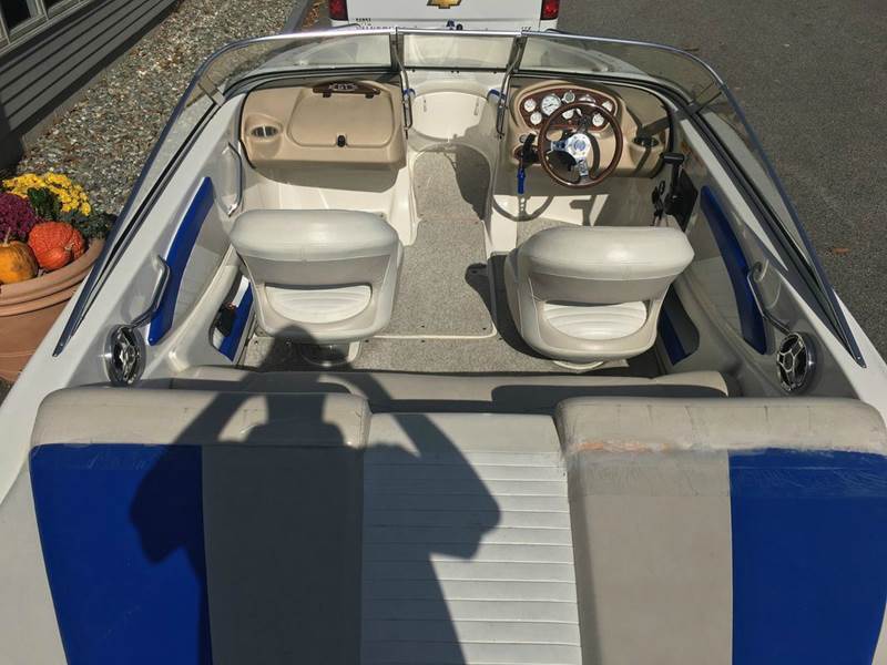 2008 Glastron 18' bowrider