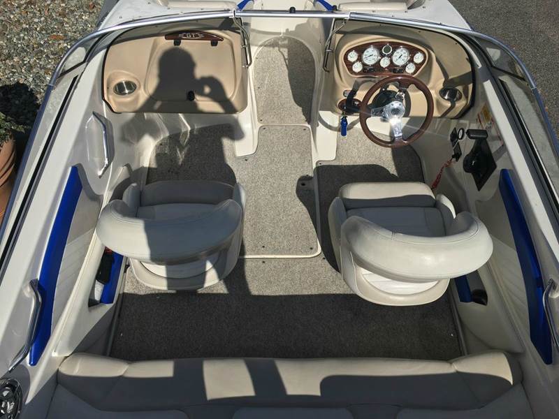 2008 Glastron 18' bowrider
